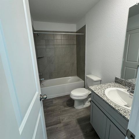 16750 N Marie Village Dr, Conroe, TX 77306