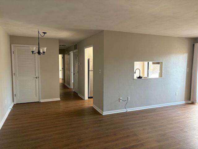 2407 Barnside CT, Salem, VA 24153