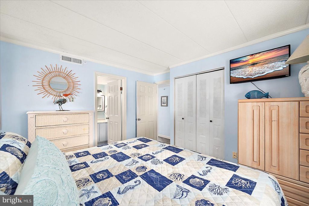 Image 24 of property listing at 1 66TH ST #101, Ocean City, MD 21842