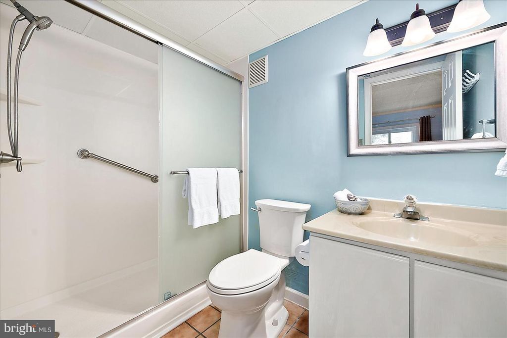 Image 25 of property listing at 1 66TH ST #101, Ocean City, MD 21842