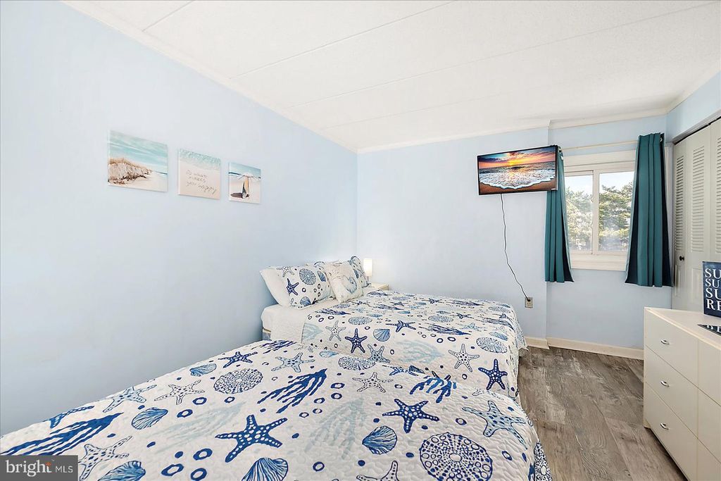 Image 26 of property listing at 1 66TH ST #101, Ocean City, MD 21842