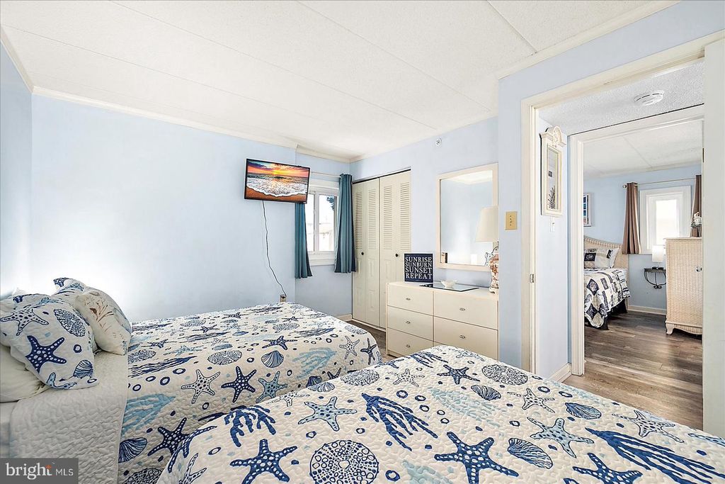 Image 28 of property listing at 1 66TH ST #101, Ocean City, MD 21842