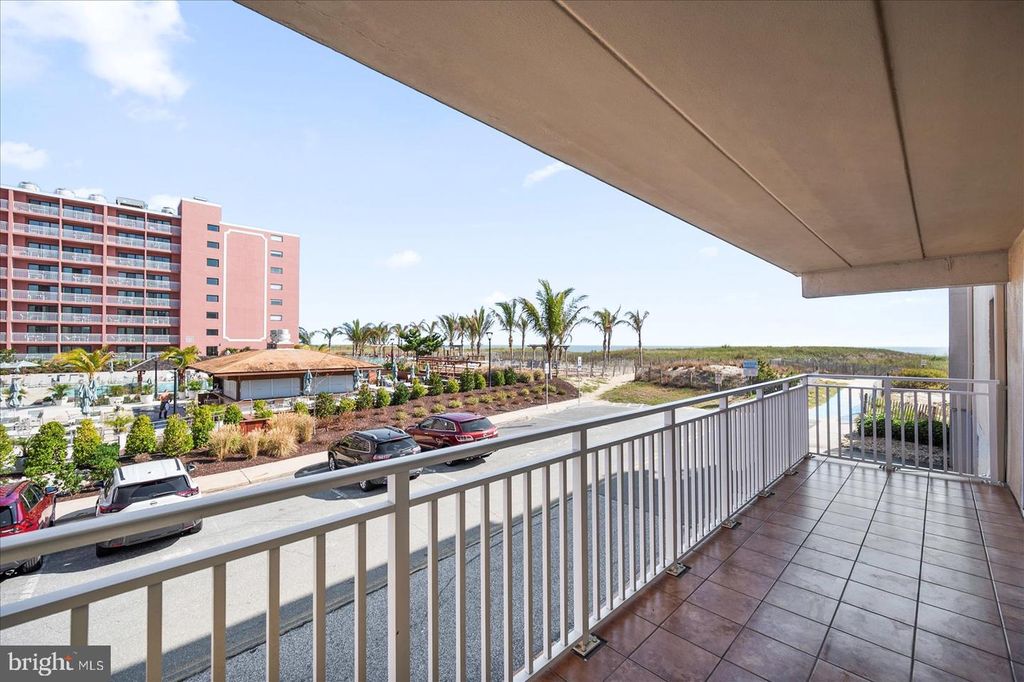 Image 4 of property listing at 1 66TH ST #101, Ocean City, MD 21842
