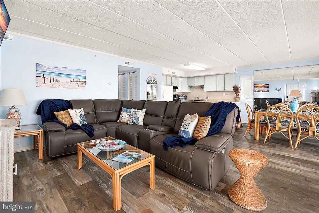 Image 5 of property listing at 1 66TH ST #101, Ocean City, MD 21842