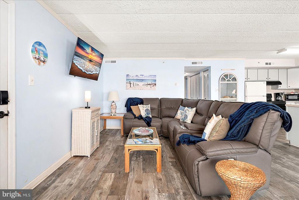 Image 9 of property listing at 1 66TH ST #101, Ocean City, MD 21842