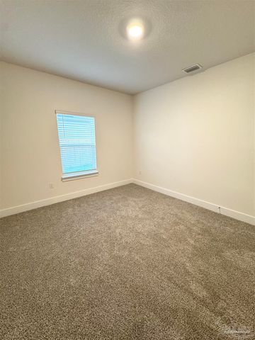 4946 Snipe Rd, Pace, FL 32571