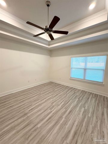 4946 Snipe Rd, Pace, FL 32571