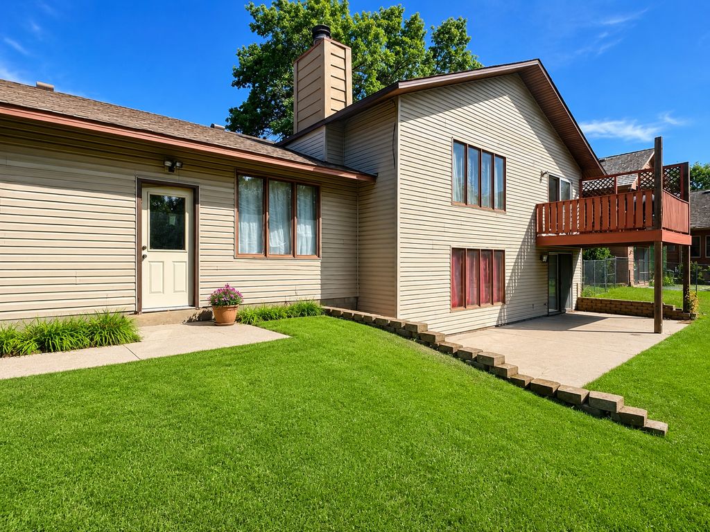 11963 Evergreen Street NW, Coon Rapids, MN 55448 — photo 2