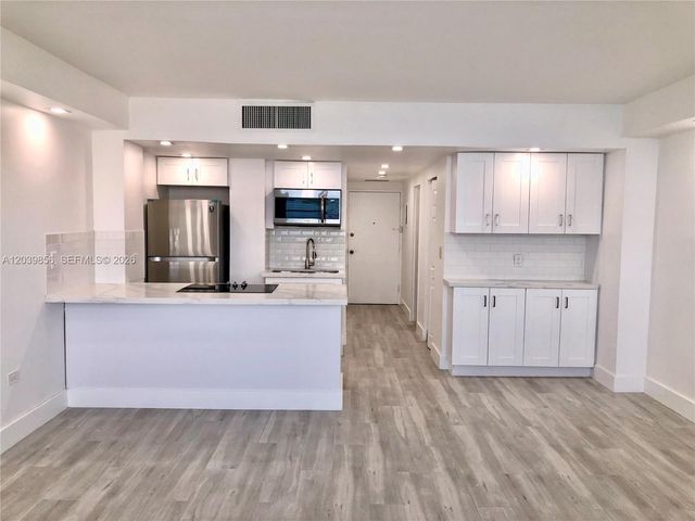 905 Brickell Bay Drive 2029, Miami, FL 33131