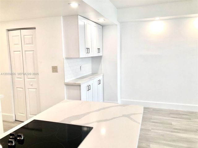 905 Brickell Bay Drive 2029, Miami, FL 33131