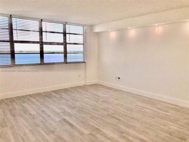 905 Brickell Bay Drive 2029, Miami, FL 33131