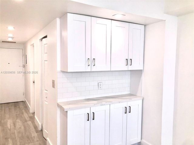 905 Brickell Bay Drive 2029, Miami, FL 33131