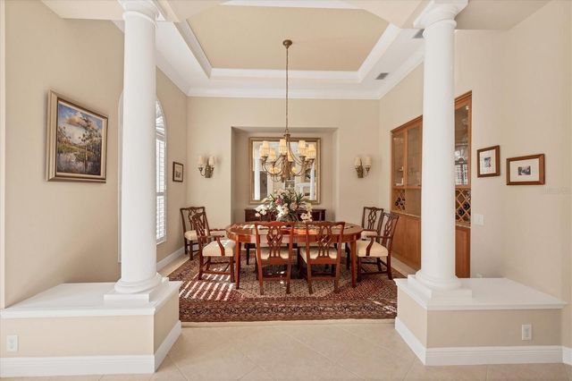 7915 WARWICK GARDENS LANE, University Park, FL 34201