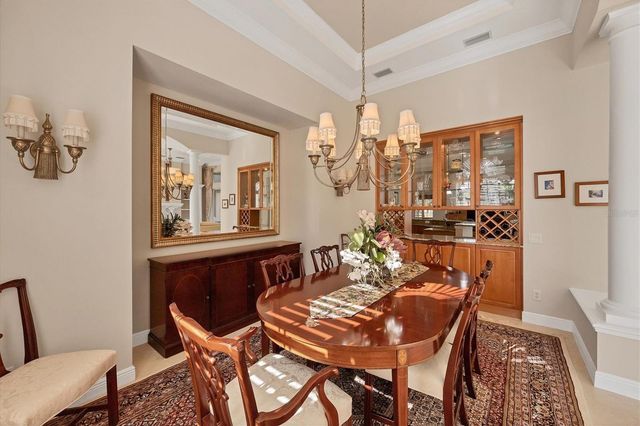 7915 WARWICK GARDENS LANE, University Park, FL 34201