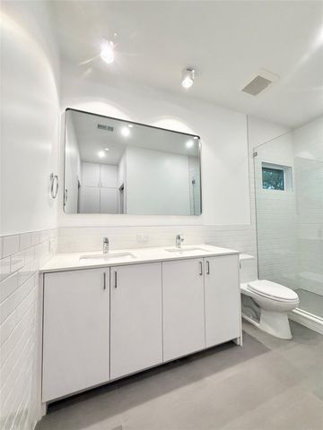 1412 Sul Ross Street, Houston, TX 77006