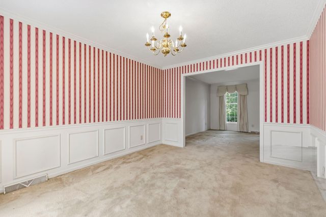346 Round Ridge Rd, Spartanburg, SC 29302