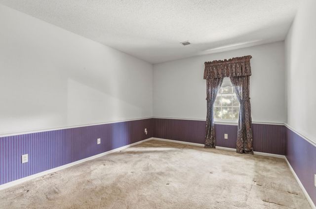346 Round Ridge Rd, Spartanburg, SC 29302