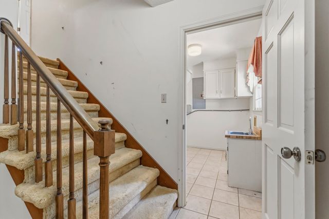 346 Round Ridge Rd, Spartanburg, SC 29302