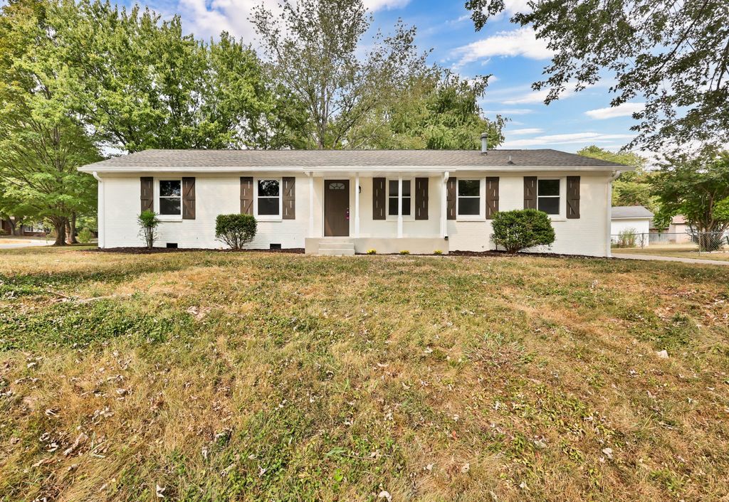 201 Nottingham Pl, Clarksville, TN 37042
