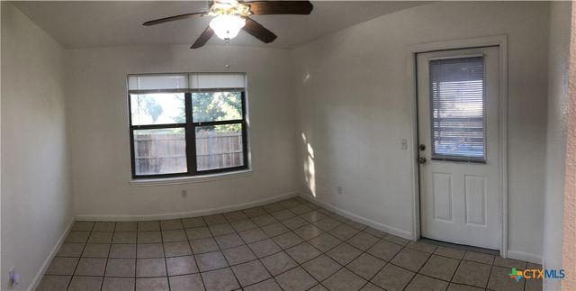 2744 N Heynis, New Braunfels, TX 78130