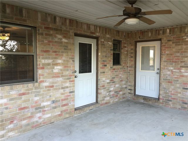 2744 N Heynis, New Braunfels, TX 78130