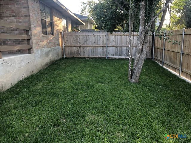 2744 N Heynis, New Braunfels, TX 78130