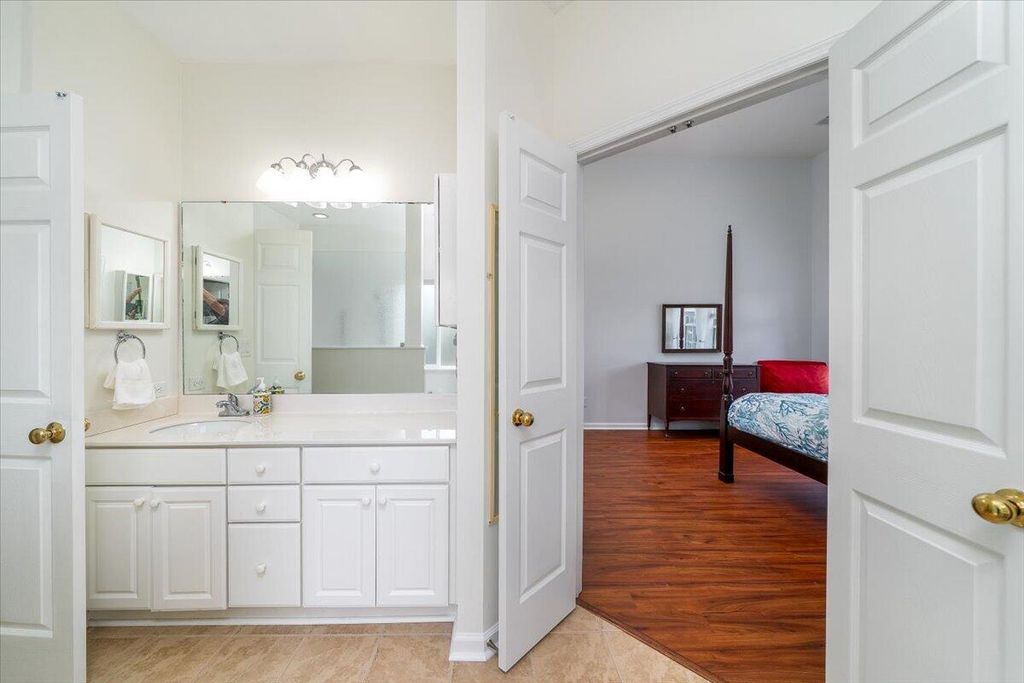 Image 18 of property listing at 1301 Sassafrass Circle, Mount Pleasant, SC 29466