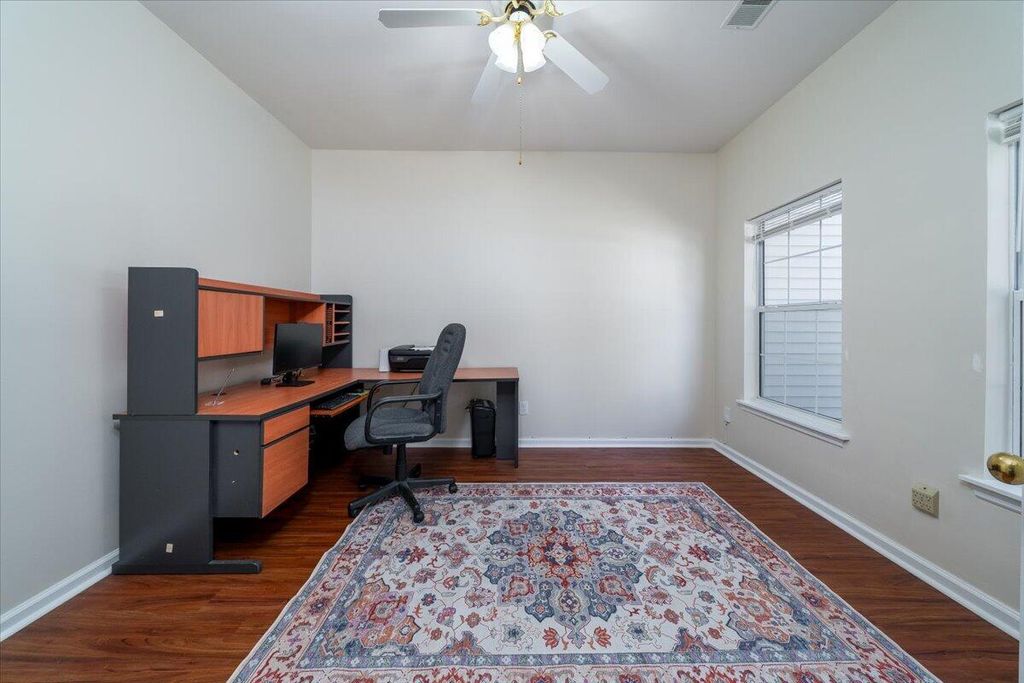 Image 3 of property listing at 1301 Sassafrass Circle, Mount Pleasant, SC 29466