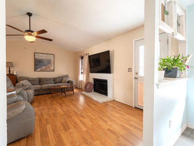 8236 Mark Lane, Watauga, TX 76148