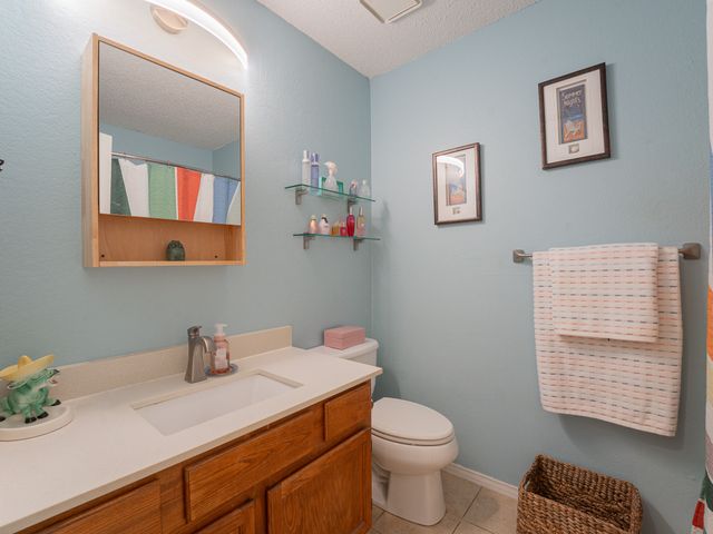 8236 Mark Lane, Watauga, TX 76148