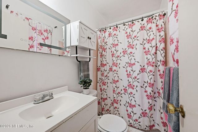 5202 CHIVALRY Drive, Jacksonville, FL 32208