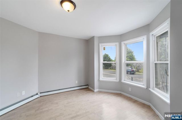 318 Grove Street, Newark, NJ 07103