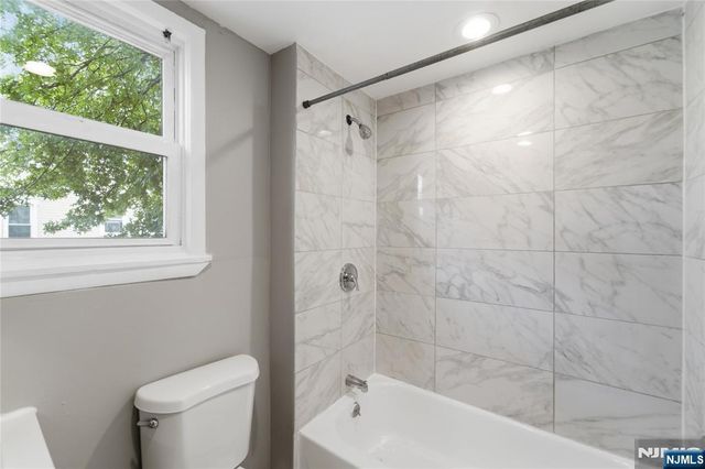 318 Grove Street, Newark, NJ 07103