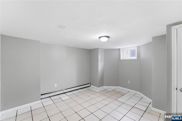 318 Grove Street, Newark, NJ 07103