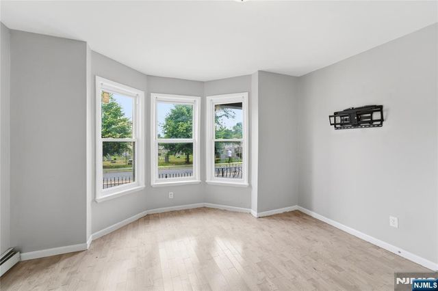 318 Grove Street, Newark, NJ 07103