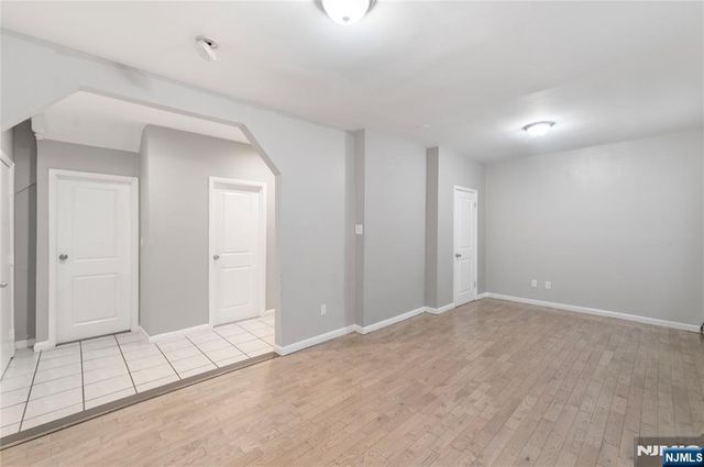 318 Grove Street, Newark, NJ 07103