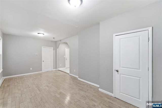 318 Grove Street, Newark, NJ 07103