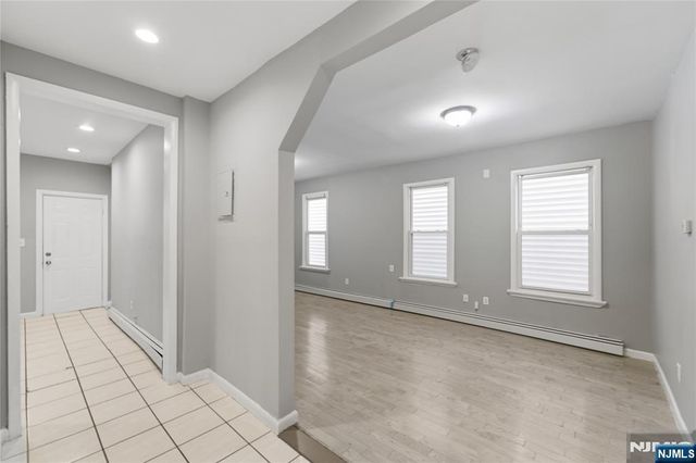 318 Grove Street, Newark, NJ 07103