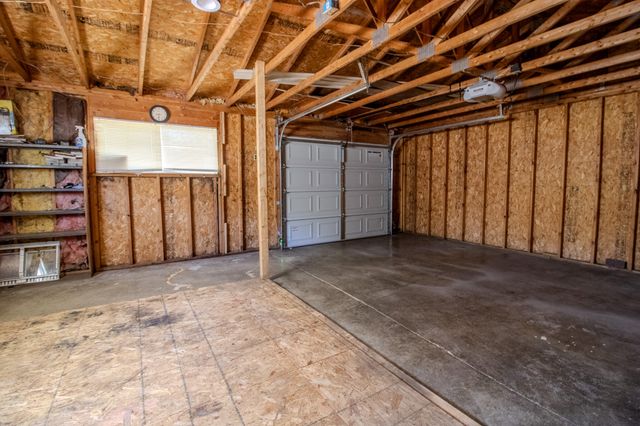 5374 S State Road 10, Knox, IN 46534