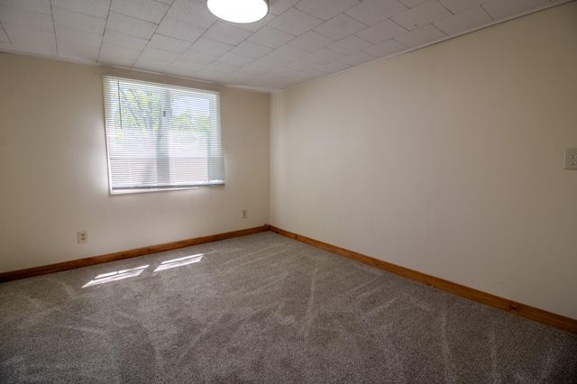 5374 S State Road 10, Knox, IN 46534
