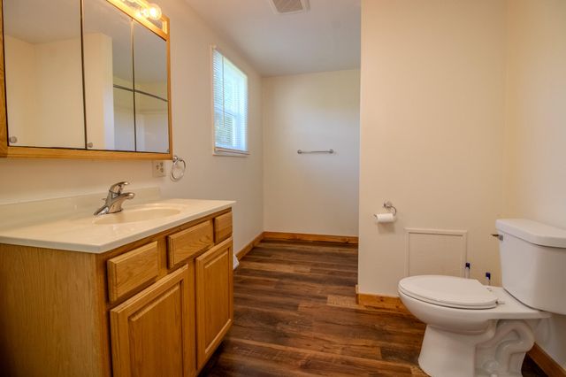 5374 S State Road 10, Knox, IN 46534