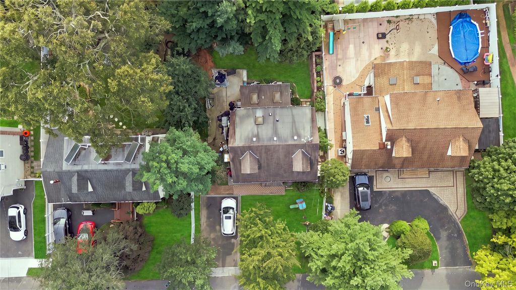15 Nathan Place, Huntington Station, NY 11746 — photo 3
