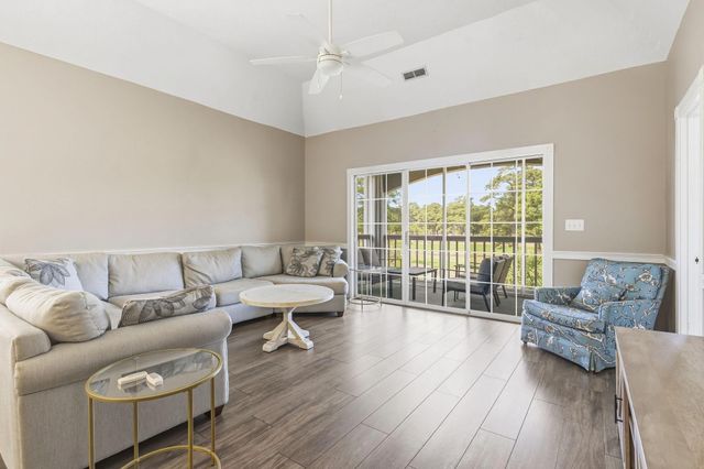 4761 Wild Iris Dr Apt 302, Myrtle Beach, SC 29577