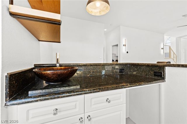 118 Weatherwood Court, Henderson, NV 89074