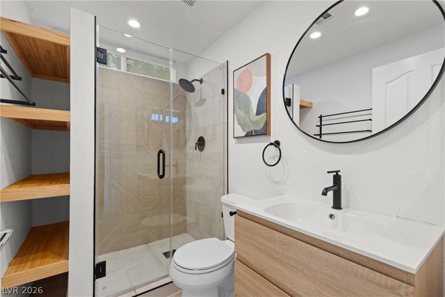 118 Weatherwood Court, Henderson, NV 89074