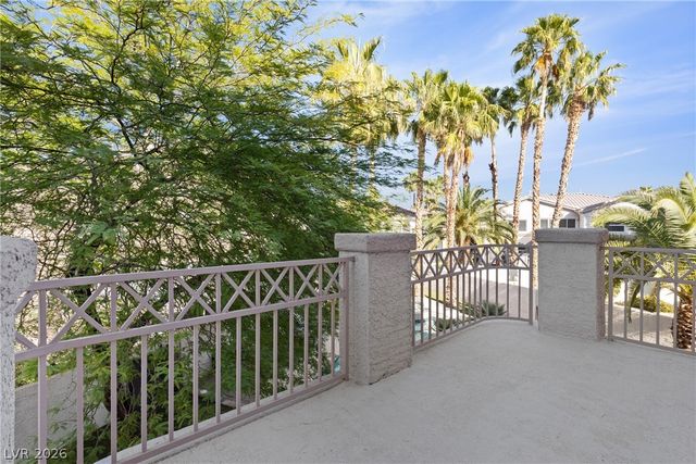 118 Weatherwood Court, Henderson, NV 89074