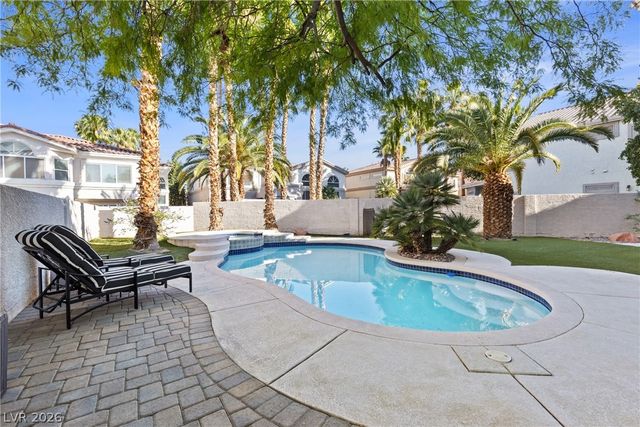 118 Weatherwood Court, Henderson, NV 89074