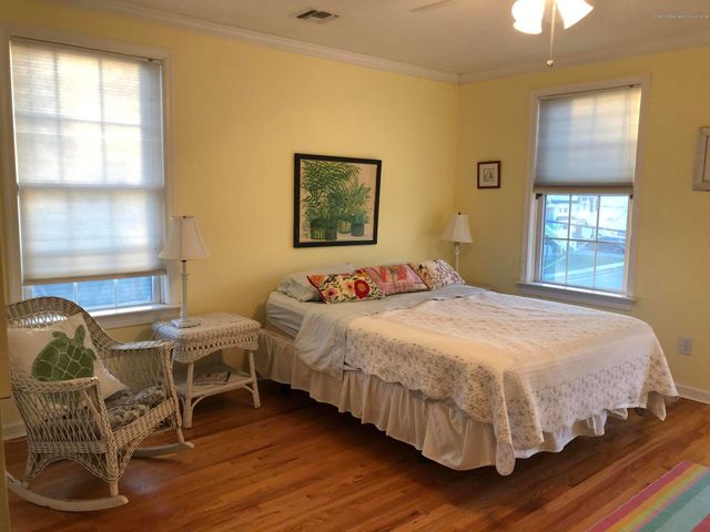 32 N Potter Avenue, Manasquan, NJ 08736
