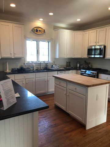 32 N Potter Avenue, Manasquan, NJ 08736
