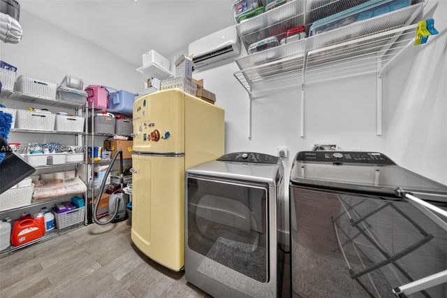 21007 NE 34th Place 21007, Aventura, FL 33180
